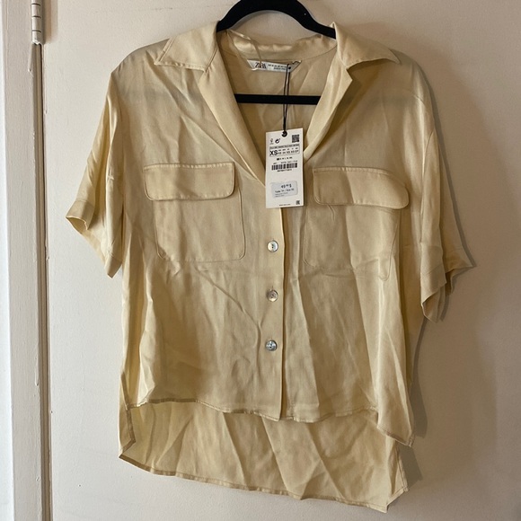 Zara short sleeve blouse - Picture 1 of 2